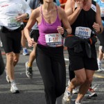 Katie Holmes irriconoscibile alla maratona di New York